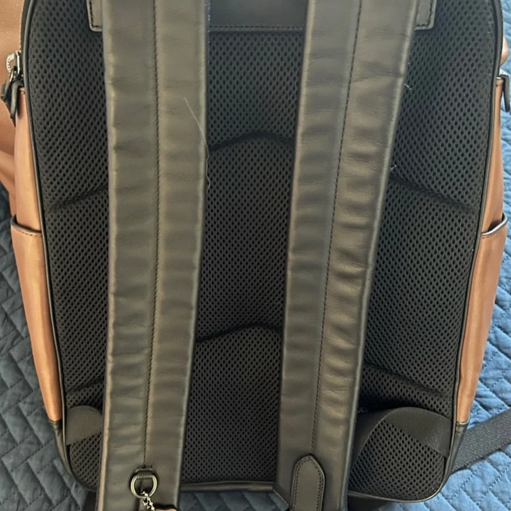 Coach Backpack - Picture 3 of 4